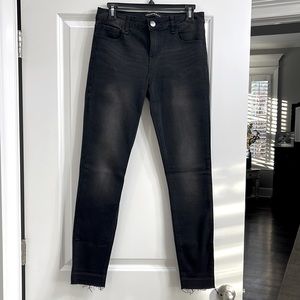 Black skinny jeans by Prosperity